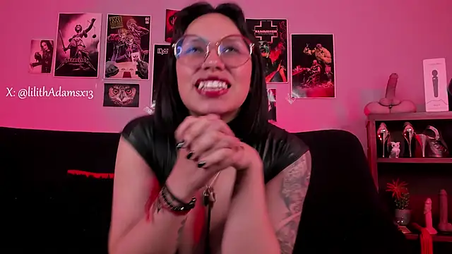 Snapshot of lilith-deveraux chatting on 10-28-25, 02:12 lilith-deveraux online show from 10-28-25, 02:12