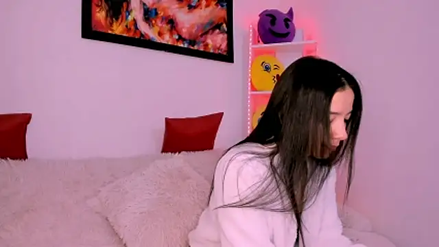 Manuelaa mejiia online show from 12-20-25, 02:09