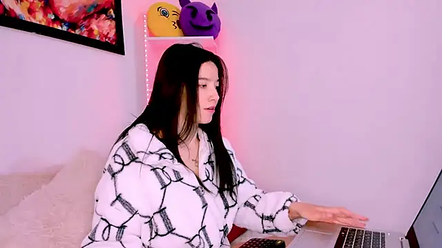 Manuelaa mejiia online show from 02-04-25, 03:15