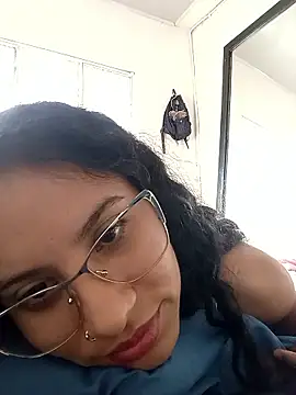 Karii-R online show from 01-12-26, 01:51