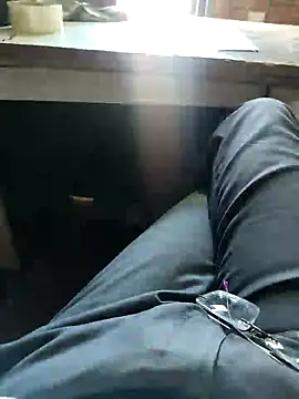 nupa230780 online show from 11-14-25, 09:24