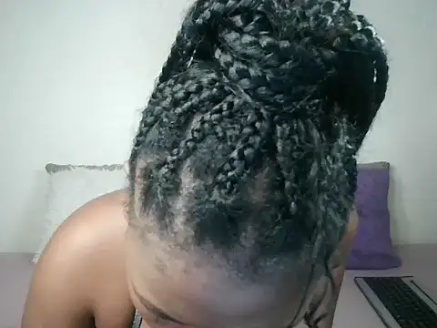 Thickqueenxxx online show from 10-02-25, 06:17