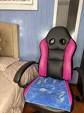 Miss Erika  online show from 12-22-24, 01:55