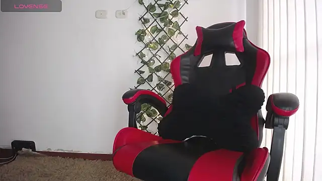 darkviper26 online show from 04-17-26, 07:38