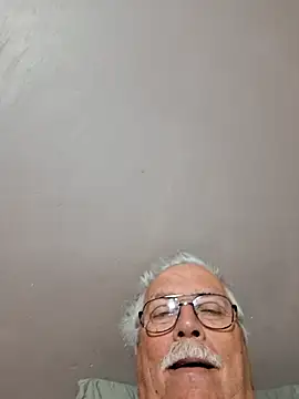 NawtyB1965 online show from 05-13-26, 03:57