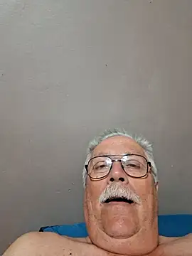 Snapshot of NawtyB1965 chatting on 10-16-25, 03:37 NawtyB1965 online show from 10-16-25, 03:37