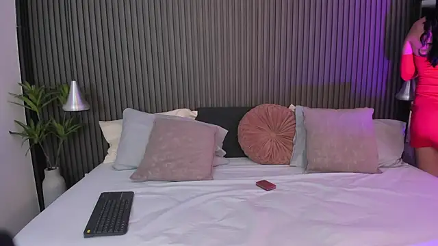 Axel brunette1 online show from 12-03-25, 07:57