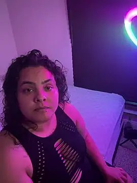 Snapshot of DatBishYouMiss chatting on 01-20-25, 03:15 DatBishYouMiss online show from 01-20-25, 03:15