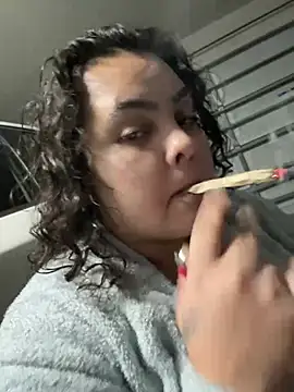 Snapshot of DatBishYouMiss chatting on 01-23-25, 07:40 DatBishYouMiss online show from 01-23-25, 07:40