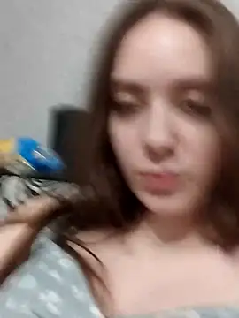 Snapshot of Irma-Bennet chatting on 03-21-25, 09:12 Irma-Bennet online show from 03-21-25, 09:12