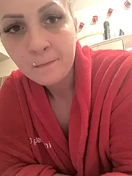 Snapshot of kinguscicus chatting on 02-23-25, 07:49 kinguscicus online show from 02-23-25, 07:49