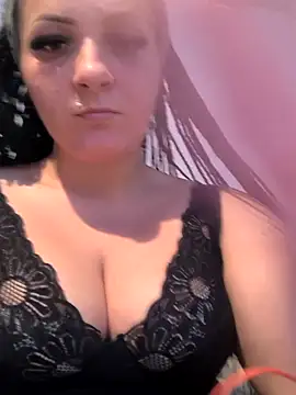 Snapshot of kinguscicus chatting on 10-10-25, 09:21 kinguscicus online show from 10-10-25, 09:21