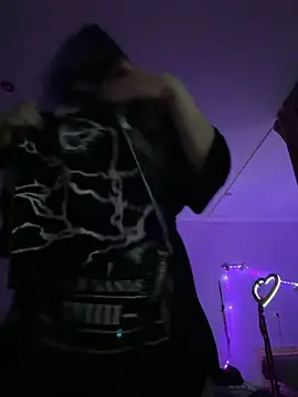 MaddisonHaas online show from 12-19-25, 12:36