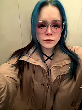 MaddisonHaas online show from 12-15-25, 12:16