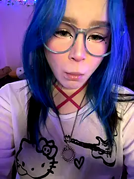 MaddisonHaas online show from 10-20-25, 01:18