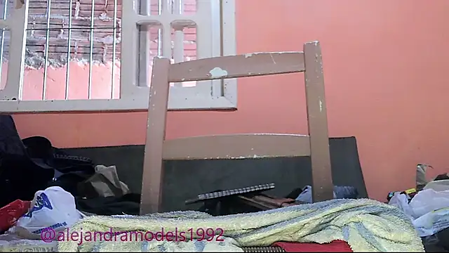 alejandra01 online show from 04-26-26, 03:31