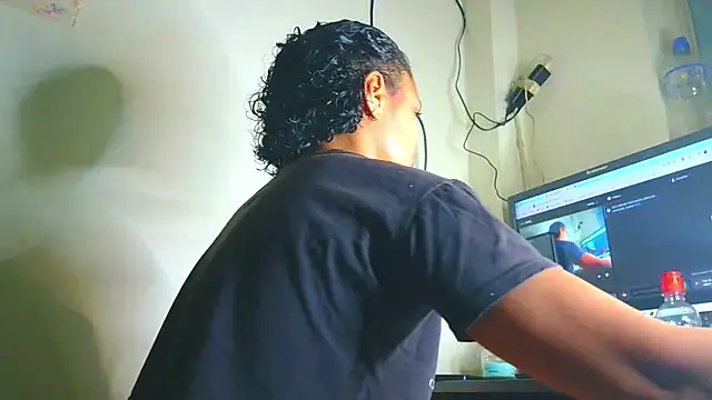 Snapshot of Samary_thomas chatting on 07-08-26, 02:46 Samary thomas online show from 07-08-26, 02:46