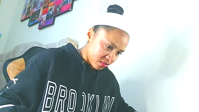 Samary thomas online show from 10-23-25, 01:04