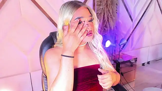 Elody Preysler69 online show from 12-19-25, 03:32