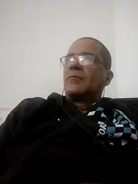 Snapshot of barboza991 chatting on 10-10-25, 02:23 barboza991 online show from 10-10-25, 02:23