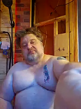 Snapshot of alienbunny chatting on 01-15-25, 09:30 alienbunny online show from 01-15-25, 09:30
