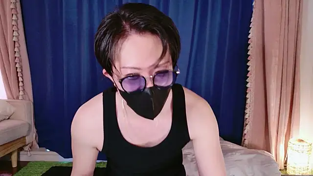Snapshot of xxx_men chatting on 08-09-26, 10:49 xxx men online show from 08-09-26, 10:49