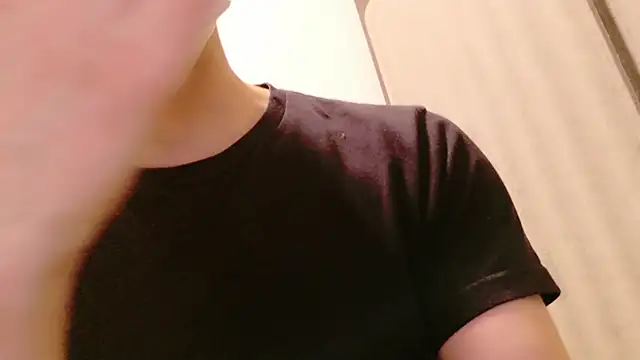 Snapshot of kintaman_cum chatting on 02-25-25, 05:30 kintaman cum online show from 02-25-25, 05:30