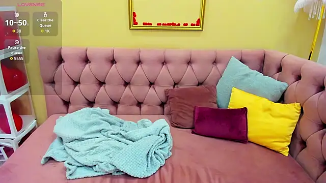 Snapshot of KetrinWhite chatting on 02-28-26, 01:27 KetrinWhite online show from 02-28-26, 01:27