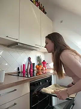 Snapshot of Izzy_Inked chatting on 03-21-25, 08:06 Izzy Inked online show from 03-21-25, 08:06