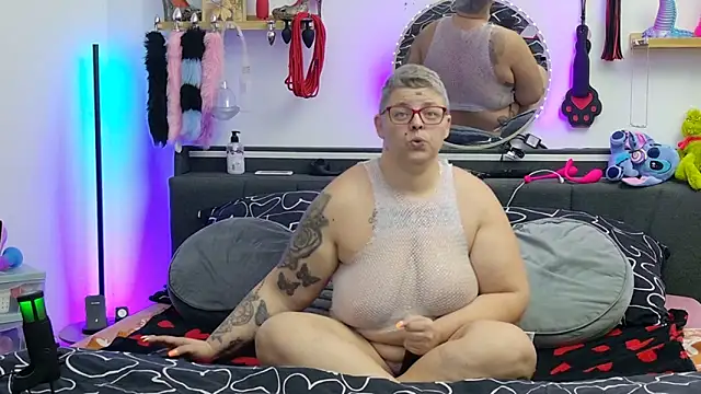 SunshineLexi online show from 12-04-25, 07:07