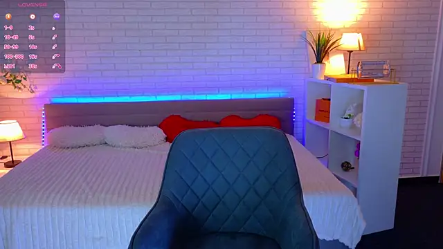 NovaBlissss online show from 07-17-26, 04:26