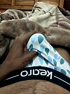 ravi707984 online show from 12-14-25, 12:33