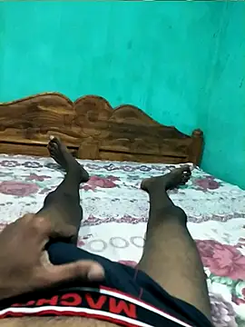 Snapshot of ravi707984 chatting on 07-10-26, 04:40 ravi707984 online show from 07-10-26, 04:40