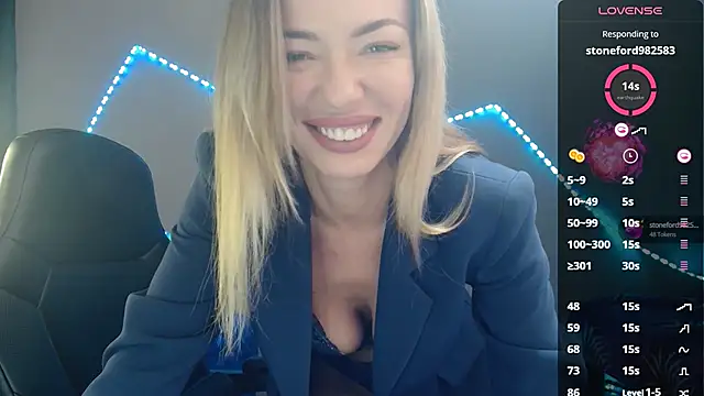 Snapshot of Daria_Spring chatting on 03-07-25, 06:54 Daria Spring online show from 03-07-25, 06:54
