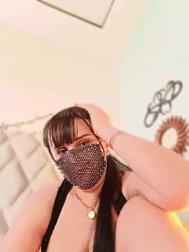 Snapshot of Lina_lolo chatting on 04-27-26, 08:29 Lina lolo online show from 04-27-26, 08:29