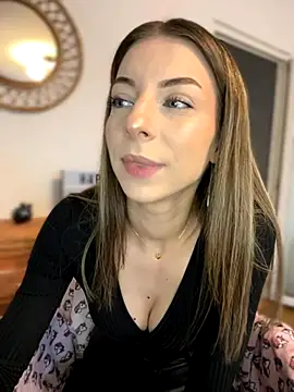 Snapshot of Mia_Ethan chatting on 10-07-25, 09:43 Mia Ethan online show from 10-07-25, 09:43