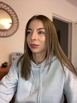 Snapshot of Mia_Ethan chatting on 09-25-25, 10:10 Mia Ethan online show from 09-25-25, 10:10