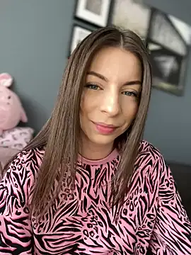 Snapshot of Mia_Ethan chatting on 02-25-25, 08:14 Mia Ethan online show from 02-25-25, 08:14