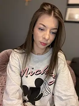 Snapshot of Mia_Ethan chatting on 03-23-25, 04:27 Mia Ethan online show from 03-23-25, 04:27