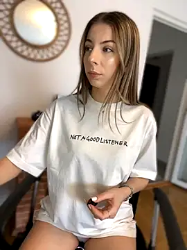 Snapshot of Mia_Ethan chatting on 09-11-25, 11:32 Mia Ethan online show from 09-11-25, 11:32