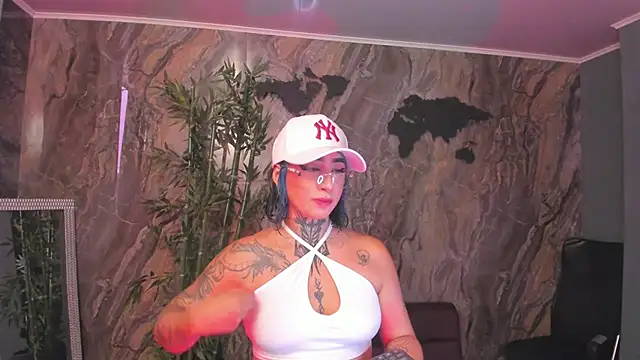 Alahia Dangelo online show from 04-07-26, 05:26