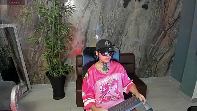 Alahia Dangelo online show from 03-16-26, 05:37