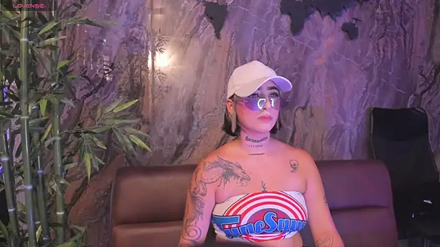 Alahia Dangelo online show from 11-09-25, 05:06