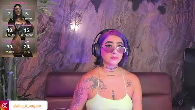 Alahia Dangelo online show from 11-29-25, 05:57