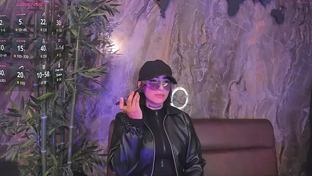 Alahia Dangelo online show from 12-02-25, 05:25