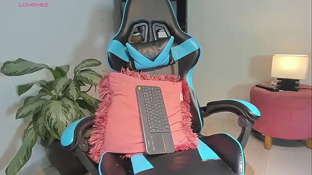 maria foxx  online show from 05-22-26, 05:44