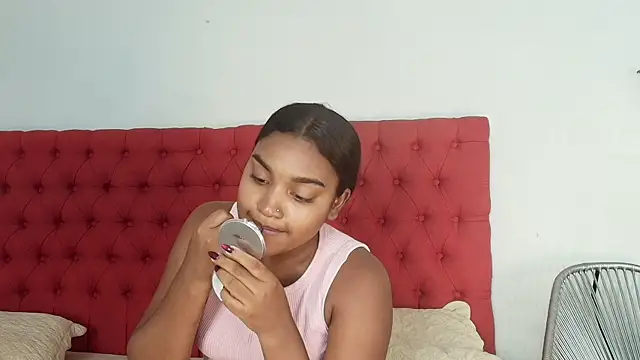 Snapshot of kayna_gomez chatting on 07-16-26, 07:11 kayna gomez online show from 07-16-26, 07:11