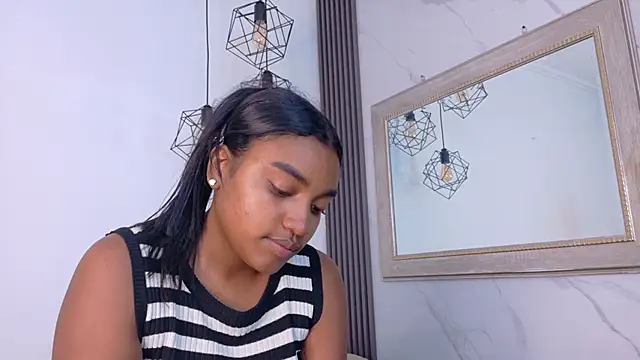Snapshot of kayna_gomez chatting on 06-12-26, 07:11 kayna gomez online show from 06-12-26, 07:11