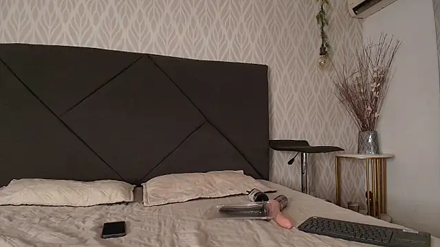 kayna gomez online show from 02-12-26, 07:13