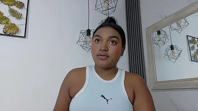 kayna gomez online show from 12-18-25, 07:07